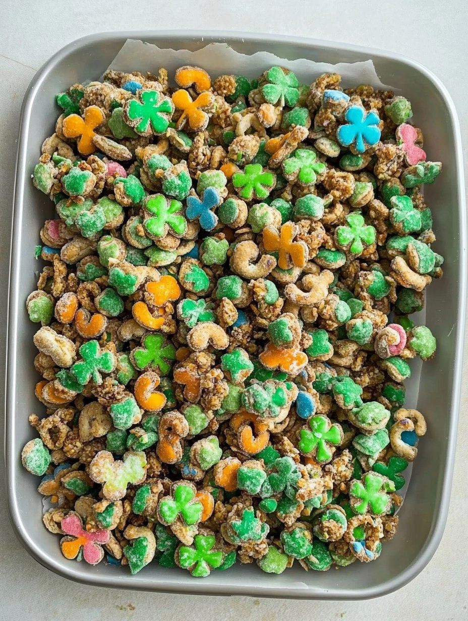 Leprechaun Snack Mix (Sweet & Salty St. Patrick’s Party Mix)