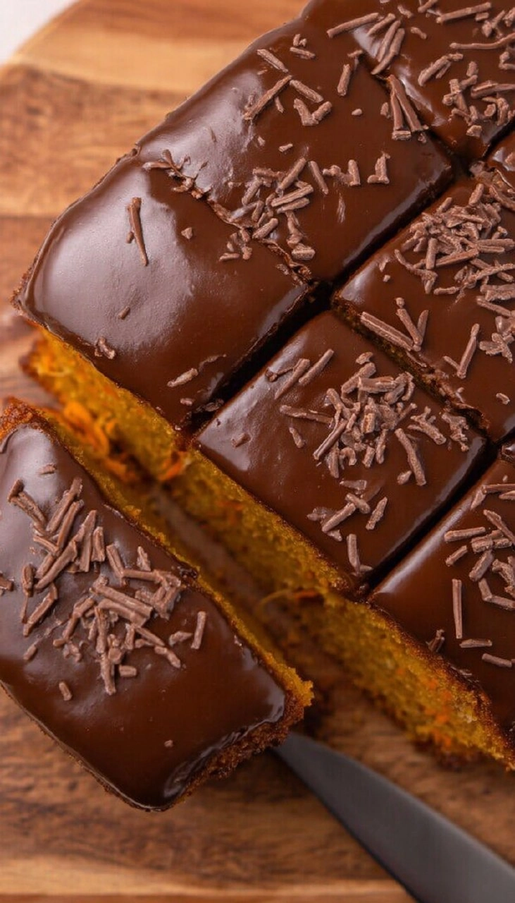 Brazilian Carrot Cake with Chocolate Glaze