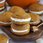 Pumpkin Whoopie Pies with Cream Cheese Filling 131 Pumpkin-Whoopie-Pies-with-Cream-Cheese-Filling-Recipe