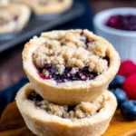 Mini-Pies-Berry-Crumble-Pies-Recipe